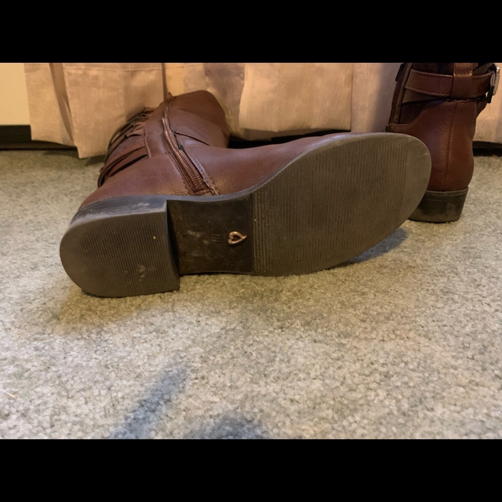 Brown boots - Picture 4 of 4